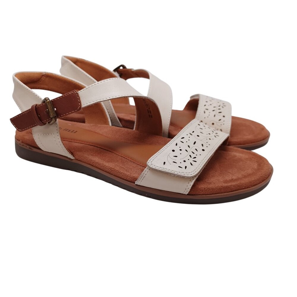 Cobb Hill Sandals Ivory Buckle Straps Open Toe Zion Flat Shoes Womens‎ 9.5